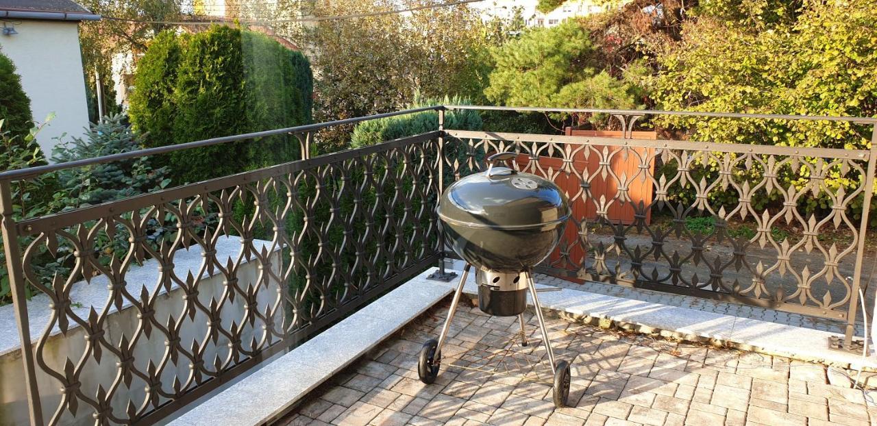 2 Bedrooms House With Enclosed Garden And Wifi At Slezska Ostrava Dış mekan fotoğraf